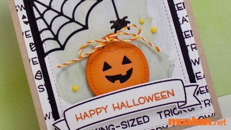 Tấm thiệp trang trí Halloween bằng giấy vô cùng sáng tạo