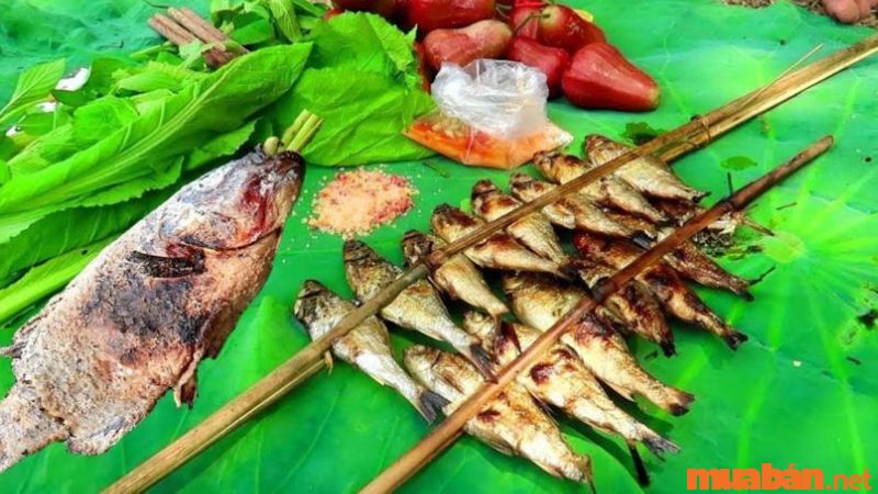 Cá suối nướng là món ăn được nhiều du khách yêu thích khi đến Sapa