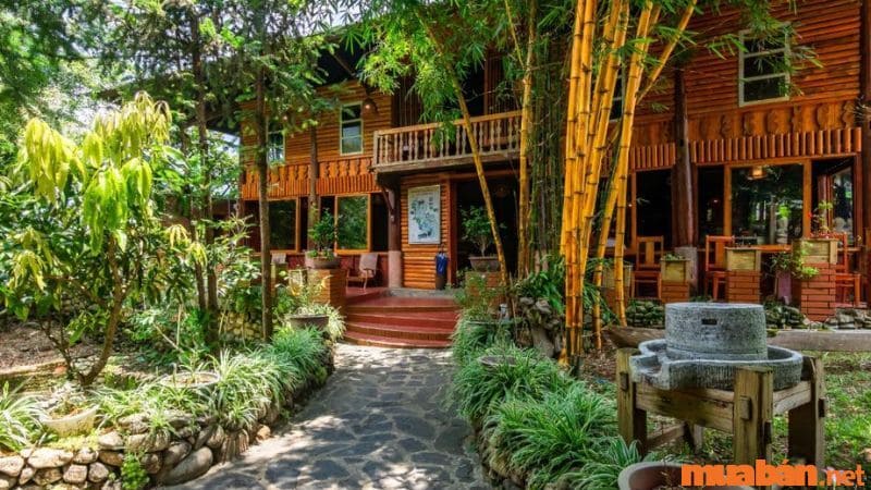 Sapa Riverside Ecolodge là một khu nghỉ dưỡng boutique, ấm cúng và yên bình