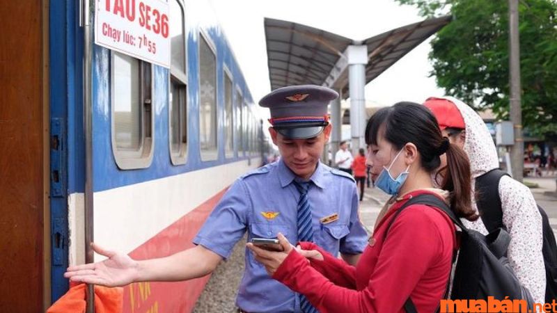 Giá vé tàu Nam Định Đà Nẵng cập nhật mới nhất