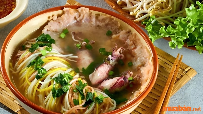 Quán bún quậy Cây Xanh