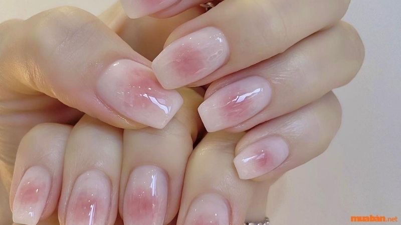 Mẫu nail màu hồng thạch dạng gel