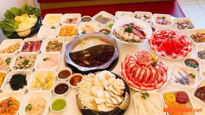 Nhà hàng Yuhua là điểm đến lý tưởng cho những ai yêu thích ẩm thực lẩu
