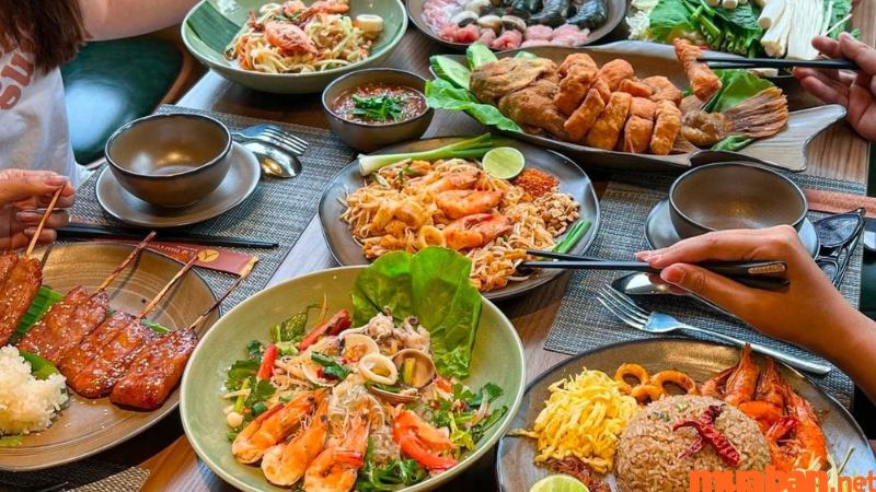 Happy Thai Saigon Chada là quán Thái quận 1 rất nổi tiếng