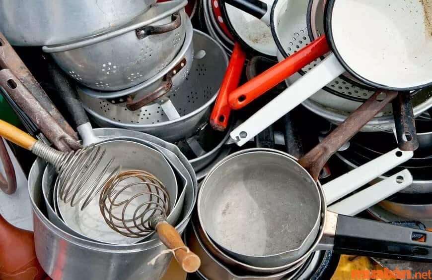 Cách sắp xếp nhà bếp gọn gàng sạch sẽ là loại bỏ những đồ vật không cần thiết