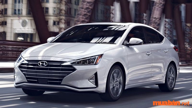 Hyundai Elantra là lựa chọn lý tưởng cho những ai yêu thích dòng xe Sedan hạng C