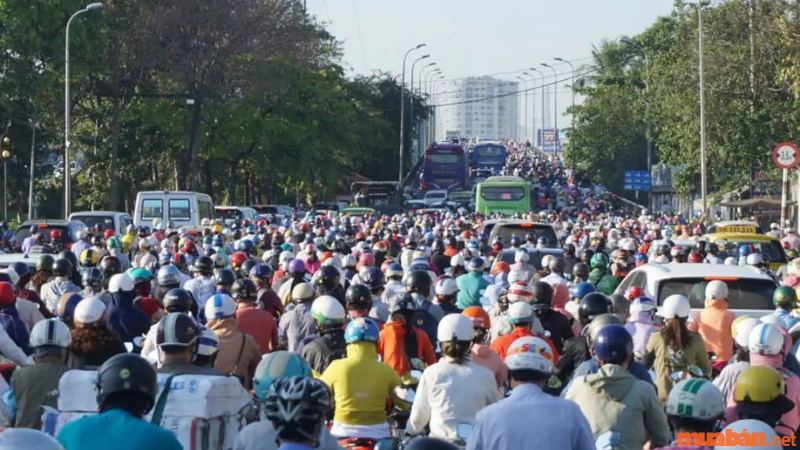 Tình trạng giao thông tại ngã tư Bình Phước