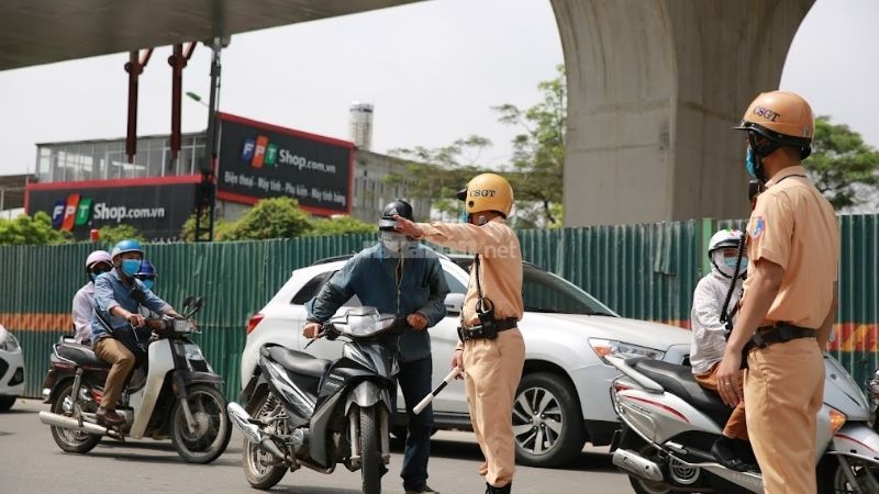 Tuân thủ các quy định pháp lý về an toàn giao thông để tránh bị xử phạt