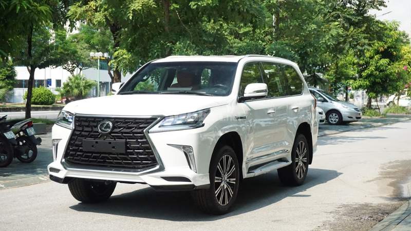 Bảng giá xe Lexus mới nhất T7/2024