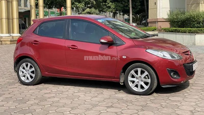 Có nên mua xe Mazda 2 cũ không?