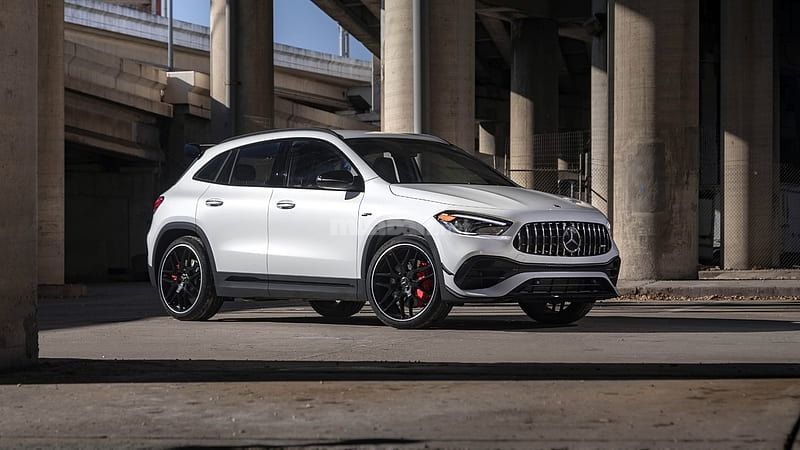 Mercedes GLA45 AMG Edtion 1