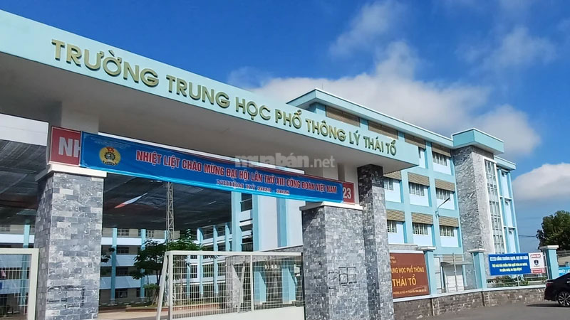 Trường Trung học Phổ thông Lý Thái Tổ