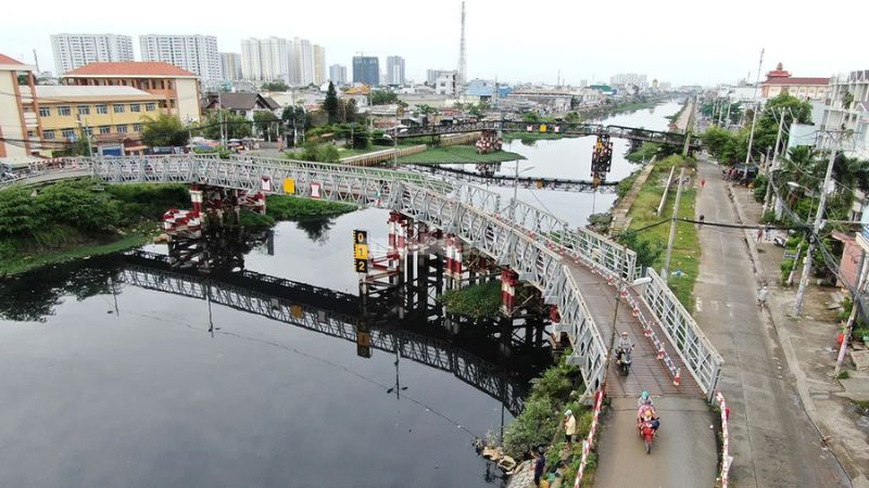 Hệ thống đường thủy và dự án metro số 5 tại quận 8