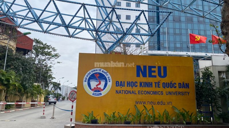 Đại học Kinh tế Quốc dân là một trong những địa chỉ uy tín đào tạo chuyên gia kinh tế cho đất nước