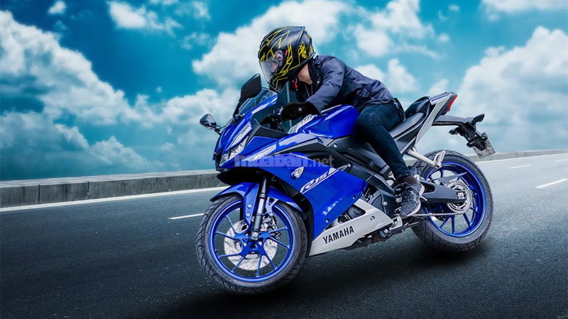 Có nên mua Yamaha R15 không?