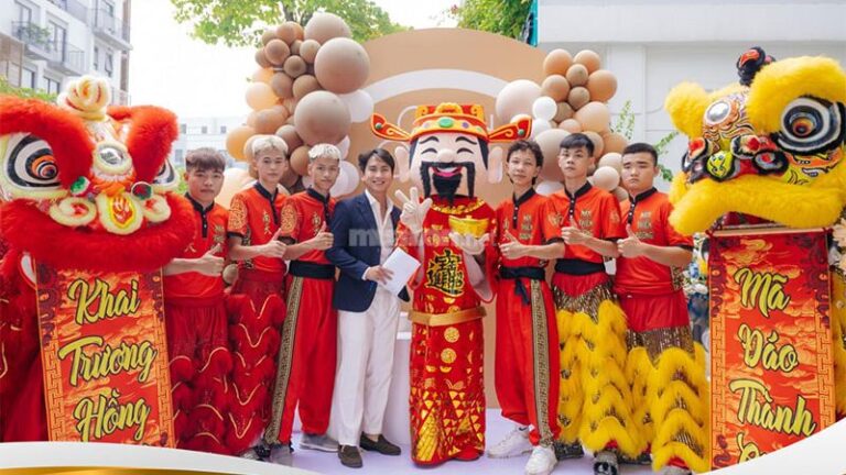 Tuổi Tuất khai trương ngày nào tốt trong năm 2025 thu hút vận may?