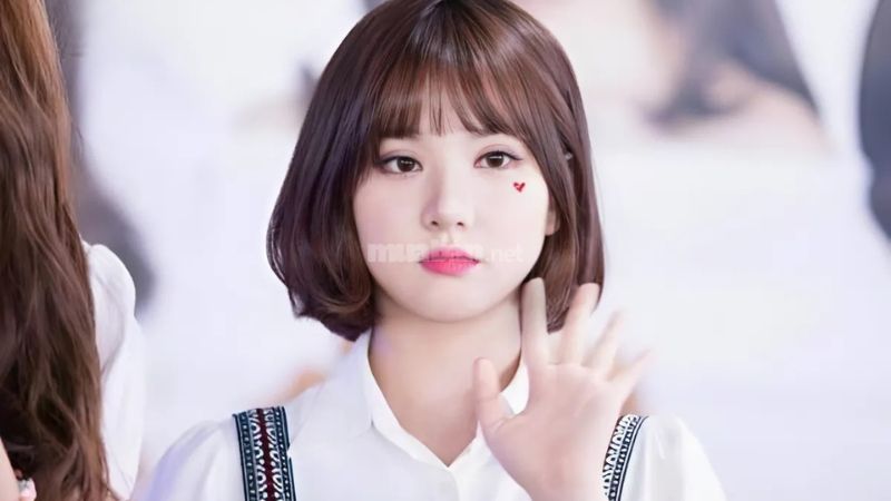 Khuôn mặt tròn: Ý nghĩa tướng số và phong cách phù hợp Khuôn mặt tròn: Ý nghĩa tướng số và phong cách phù hợp