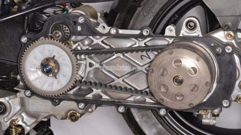 Dây curoa xe Lead bao lâu thì nên thay mới? Giá thay mới nhất hiện nay Dây curoa lgiúp truyền lực từ động cơ đến bánh xe, đảm bảo xe vận hành mượt mà