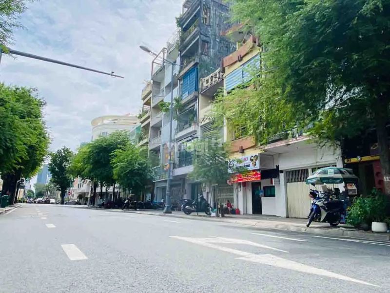 Giá bất động sản tại Lê Thánh Tôn ngày càng tăng