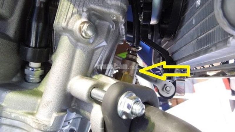 Xe máy bị hụt ga khi tăng tốc: Cách nhận biết sớm và xử lý dứt điểm Hệ thống phun xăng điện tử (FI) gặp lỗi có thể khiến xe bị hụt ga