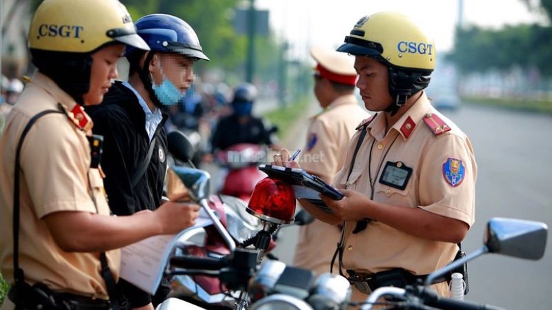 Xe không chính chủ phạt bao nhiêu theo quy định mới 2025? Người dân cần chú ý các trường hợp vi phạm xe không chính chủ