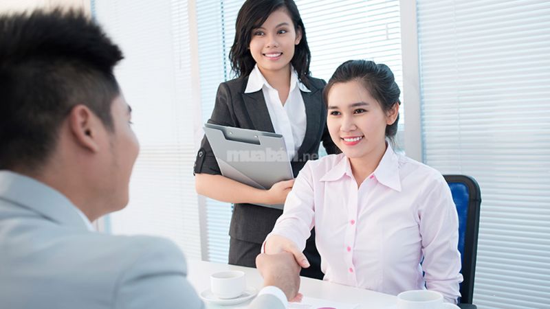 Chuyên viên là gì? Mức lương của chuyên viên hiện nay Tiêu chuẩn về phẩm chất của ngạch chuyên viên