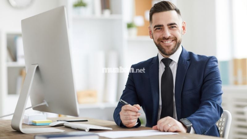 Director là gì? Khái niệm, vai trò và nhiệm vụ của Director Operation Director