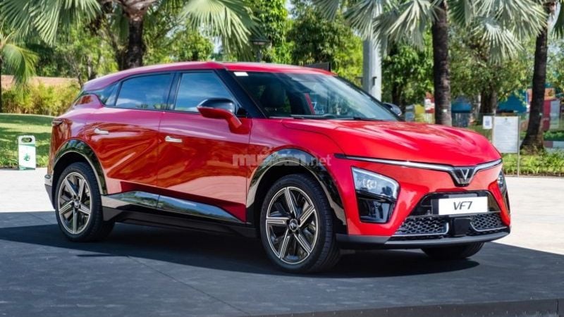 Giá xe VF7 VinFast cập nhật mới nhất trong năm 2025 VinFast VF đỏ