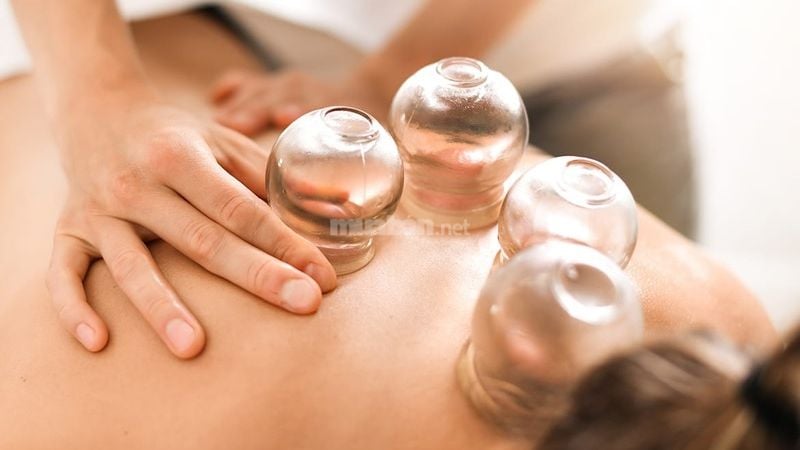 15 địa chỉ massage Quận 2 uy tín, chất lượng bạn nên biết Bấm huyệt giác hơi thư giãn tại An Trường Phát Spa