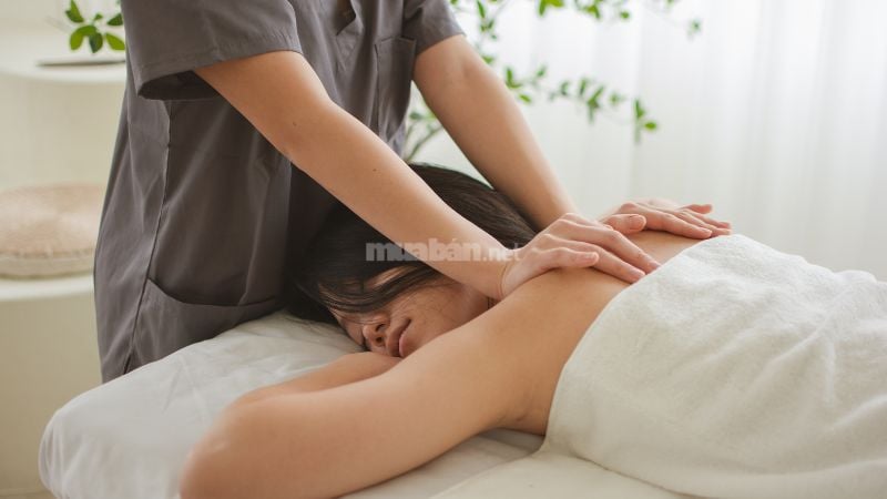 11 địa chỉ massage trị liệu Quận 2 uy tín bạn nên biết Queen House.