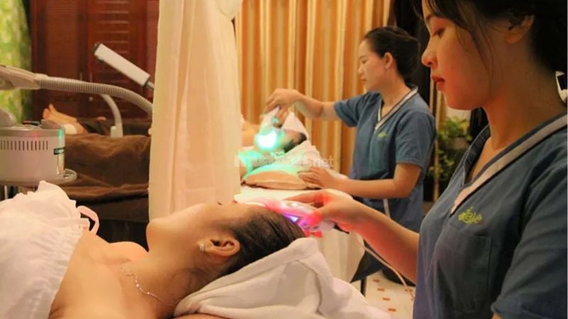 11 địa chỉ massage trị liệu Quận 2 uy tín bạn nên biết Lavie Spa.