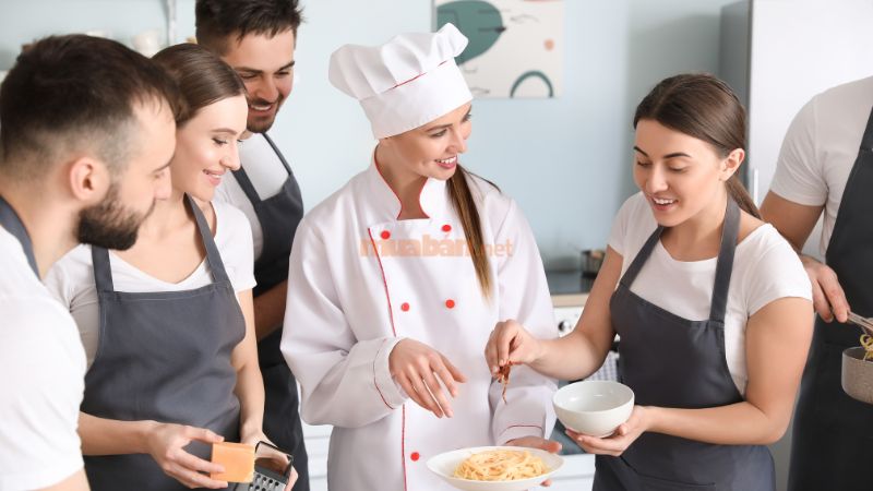 Entry level là gì? Những điều cần biết về vị trí Entry Level Dù không cần kinh nghiệm nhưng ứng viên vẫn cần có kiến thức chuyên môn