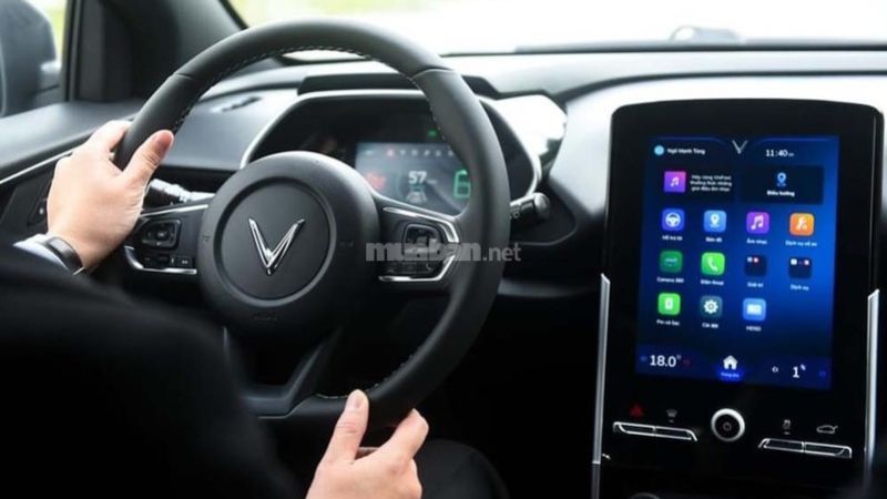 Giá xe Vinfast VF e34: Giá lăn bánh và niêm yết cập nhật 2025 Vinfast VF e34 được trang bị nhiều tính năng công nghệ hiện đại trên xe
