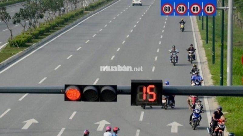 Lỗi đi sai làn đường xe máy bị phạt bao nhiêu? Lỗi đi sai làn đường xe máy bị phạt bao nhiêu?