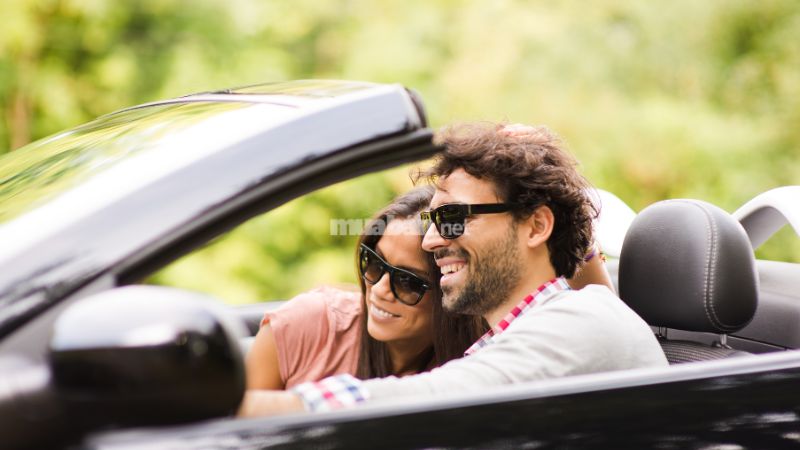 Mơ thấy ngồi trên xe ô tô là điềm gì? Luận giải con số may mắn Mơ thấy ngồi trong ô tô cùng người yêu