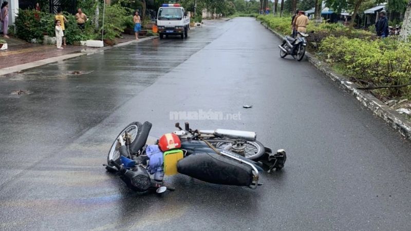 Nằm mơ thấy mình bị tai nạn xe máy điềm gì? Lành hay dữ Mơ thấy mình bị tai nạn xe máy nhẹ