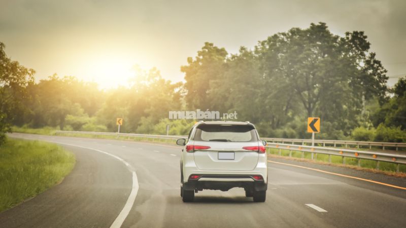Mơ thấy lái xe trên con đường thẳng, thoáng đãng