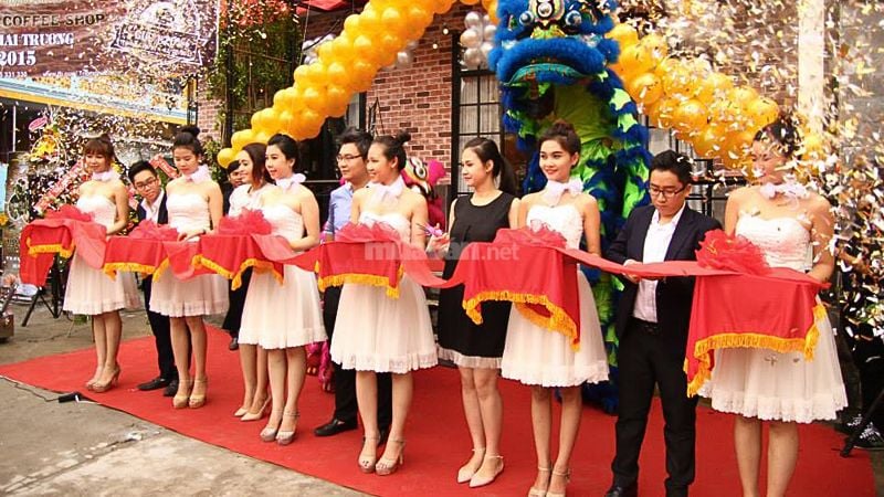 Ngày khai trương cho tuổi Canh Thìn 2000