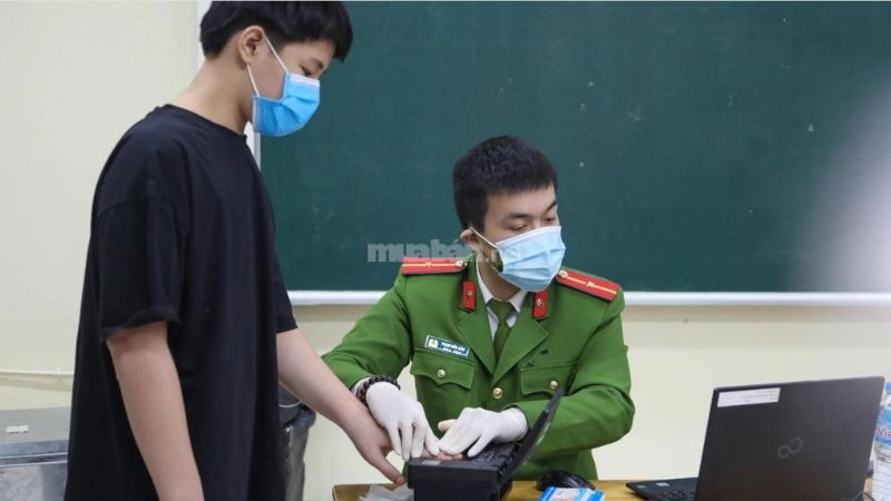 Người dân vẫn thực hiện thủ tục hành chính như bình thường