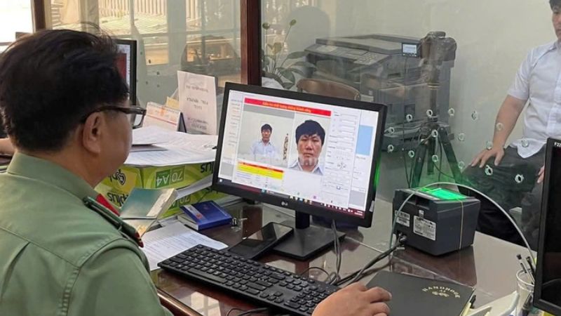 Công dân không bắt buộc phải đổi ngay sau khi sáp nhập tỉnh.