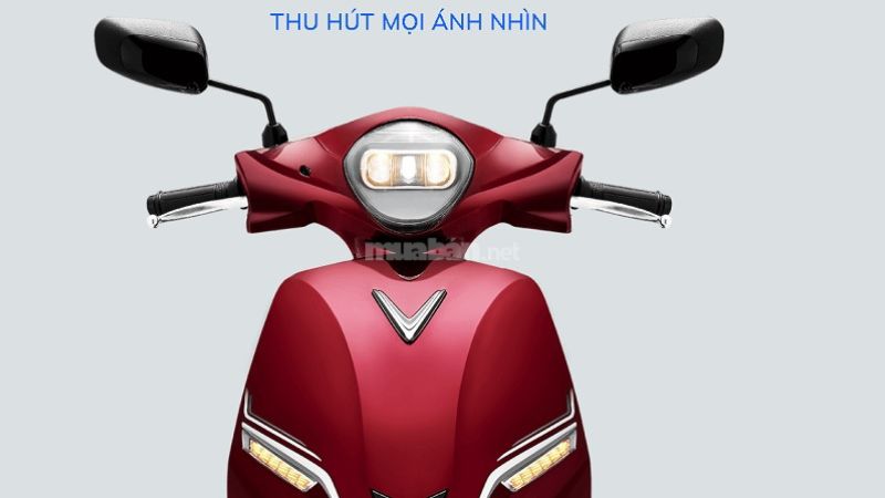 Phần đầu xe được thiết kế tinh tế, nổi bật với cụm đèn LED