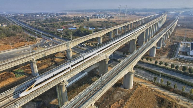 Giá vé dự kiến sẽ tương đương khoảng 60 - 75 % so với giá vé máy bay phổ thông.