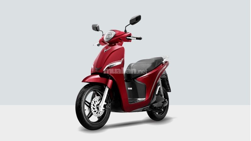 Vinfast Feliz có chiều dài cơ sở 1320mm, khung xe được làm từ thép chịu lực tiêu chuẩn