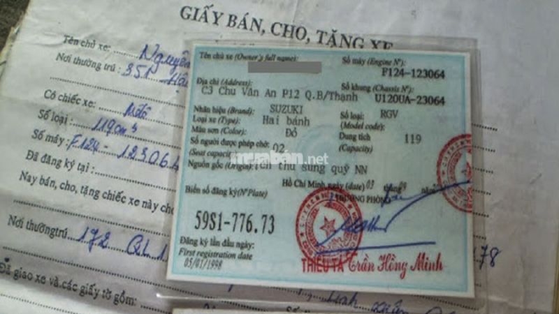 Người mua nên yêu cầu người bán cung cấp đầy đủ những giấy tờ