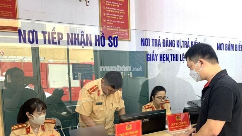 Làm thủ tục sang tên đổi chủ