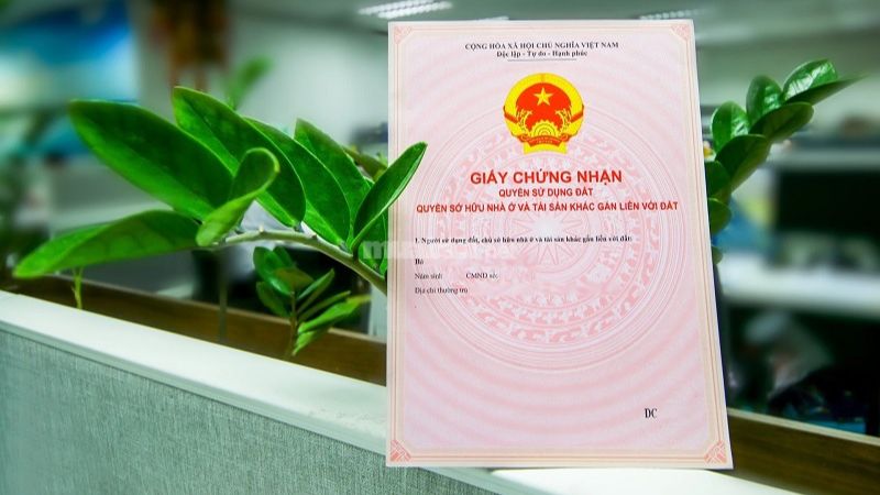 Kinh n ghiệm mua nhà lần đầu an toàn là hãy kiểm tra giấy tờ pháp lý của ngôi nhà