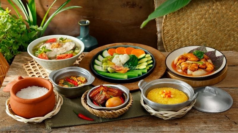 Bữa ăn trọn vị tại Cơm Niêu Thiên Lý