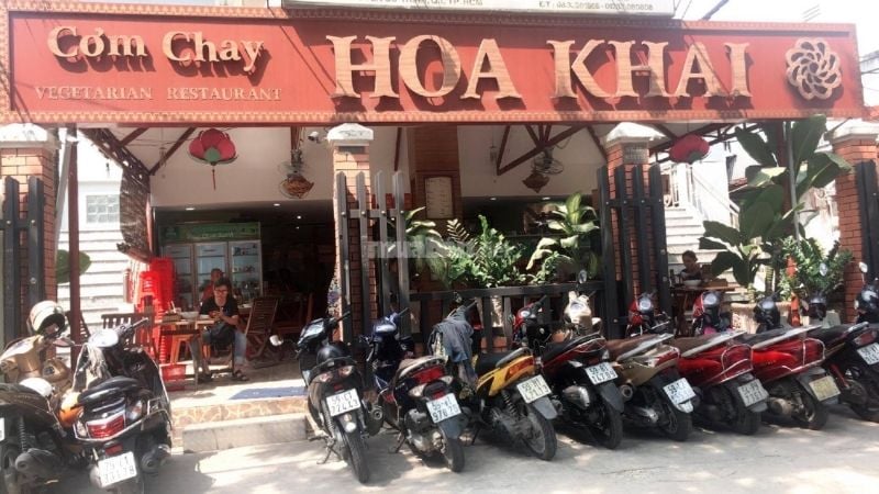 Nhà hàng chay Hoa Khai với thiết kế rộng rãi