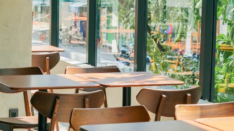 Café Amazon Vietnam – chi nhánh Nguyễn Thái Bình ghi dấu với không gian xanh mướt và hương cà phê rang thơm nồng