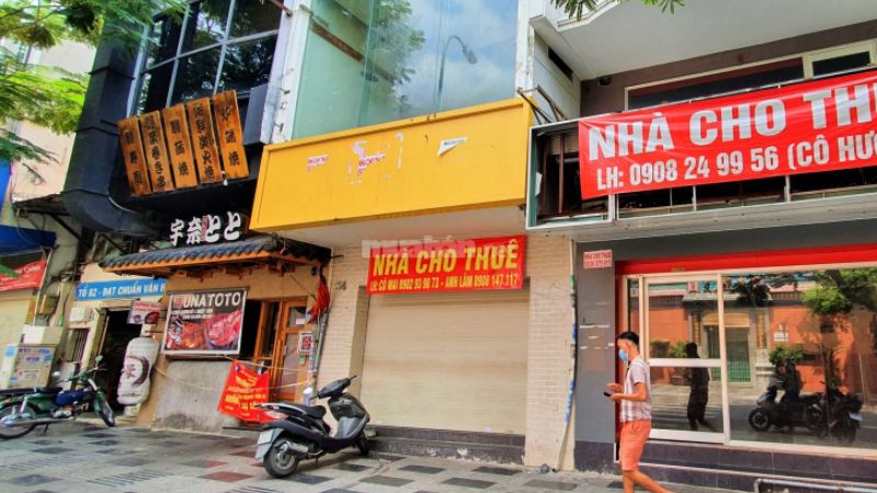 Dự đoán xu hướng thuê mặt bằng năm 2026 Nhu cầu về thuê mặt bằng Hà Nội đang tăng mạnh, do đó sẽ có sự tăng nhẹ về giá.